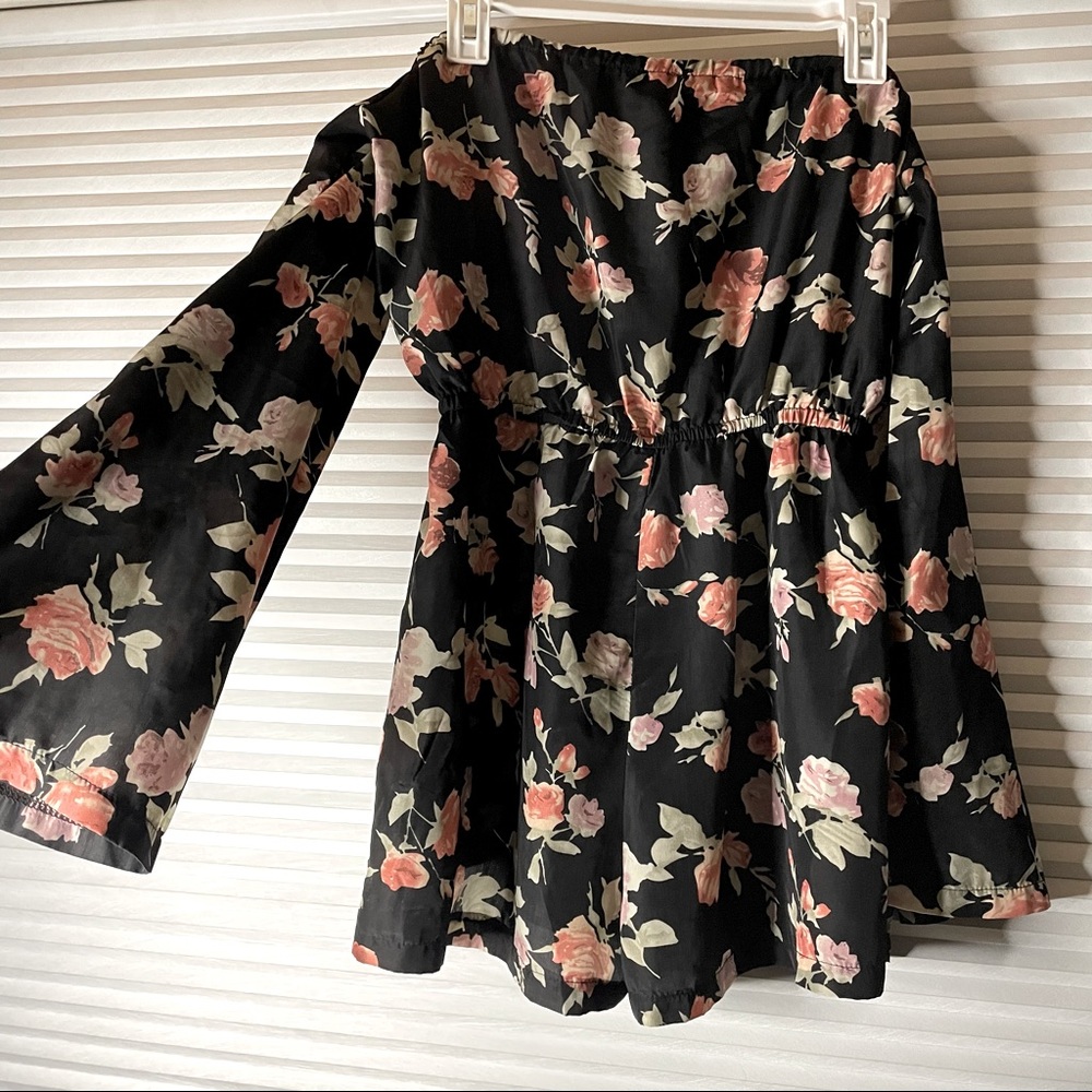 TOBI OFF THE SHOULDERS ROMPER